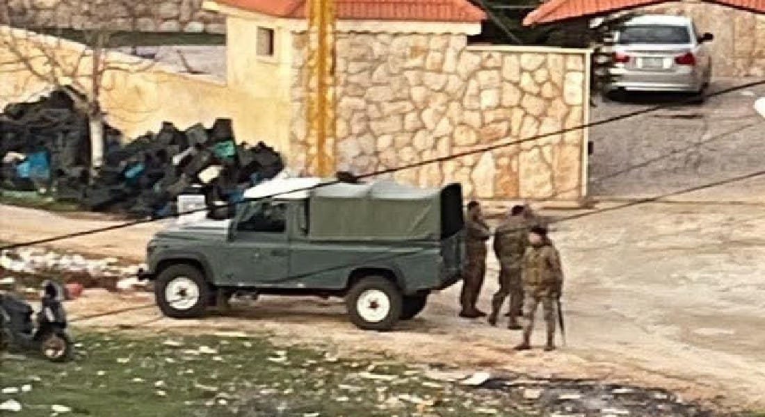 العثور على قنبلة عنقودية في سحمر