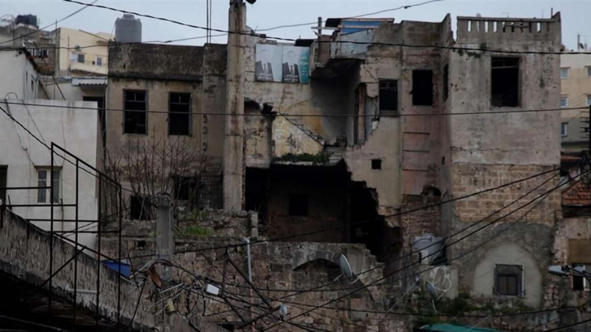 مكتب رئيس مجلس الوزراء: إخلاء 16 مبنى متصدعا و161 عائلة في طرابلس وبدء أعمال تدعيم 7 أبنية وفق التقارير الفنية