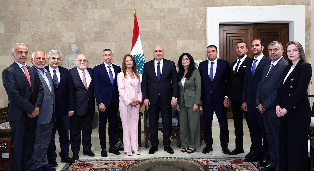 الرئيس عون يبحث مع نقابة مصانع الأدوية تحديات الصناعة والرسوم